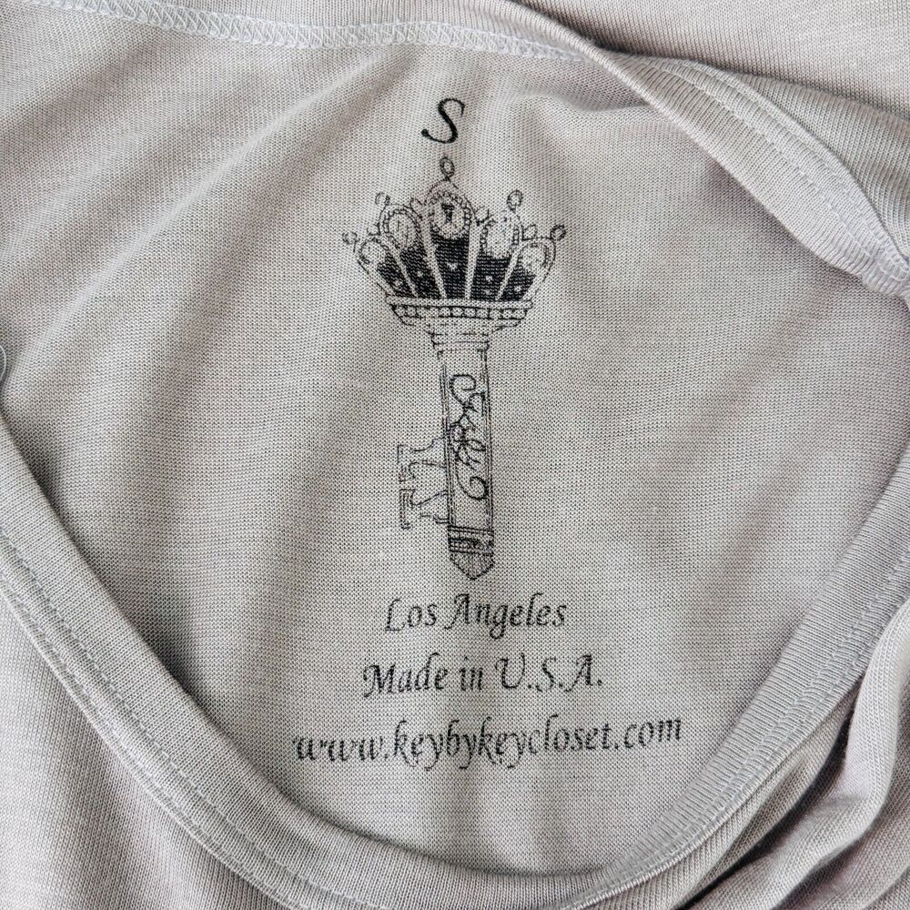 Key Top Womens Small Koala Bears Swarovski Rhinestone Tee Shirt Y2K Key Closet - Picture 7 of 11